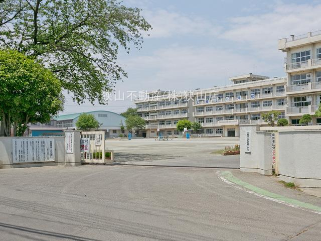 武蔵野小学校まで、約1487m