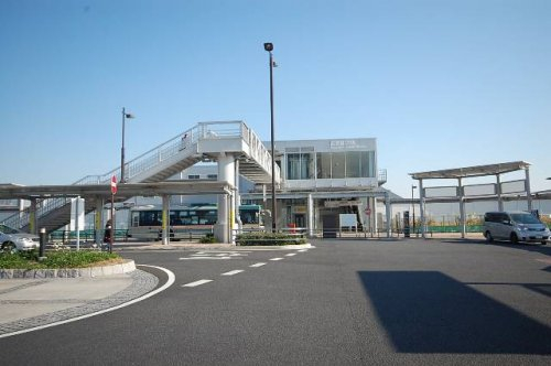 武蔵藤沢駅まで、約2469m