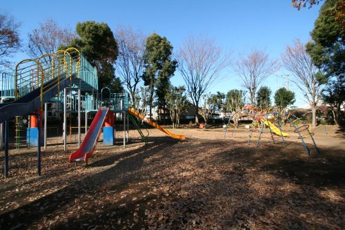 富士見公園まで、約573m