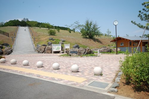 あさひ山展望公園まで、約647m