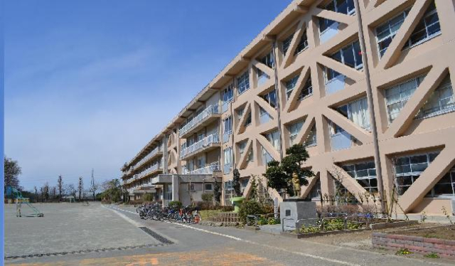 川越市立福原小学校まで、約1744m