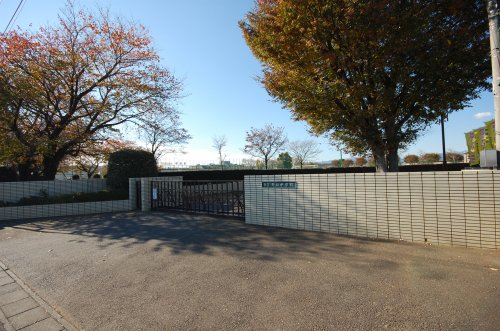 野田中学校まで、約1494m