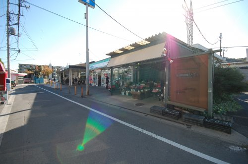 仏子駅まで、約2414m