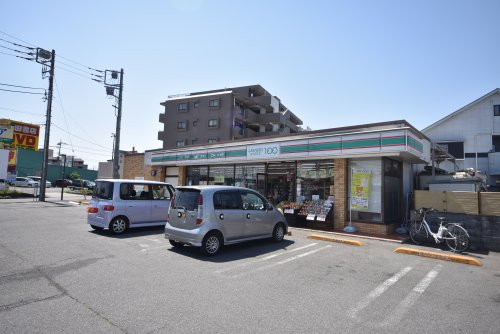 ローソンストア100 入間下藤沢店まで、約380m