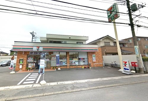 セブン-イレブン入間鍵山店まで、約824m