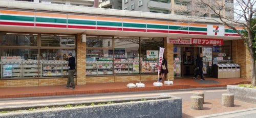 セブン-イレブン入間豊岡1丁目店まで、約772m
