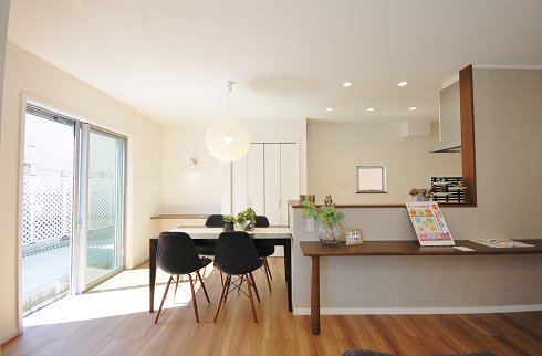 SAN+スタンダード28.5坪、同仕様施工例、参考建物価格1550万円