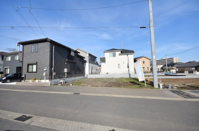 落ち着いた雰囲気の外観です
