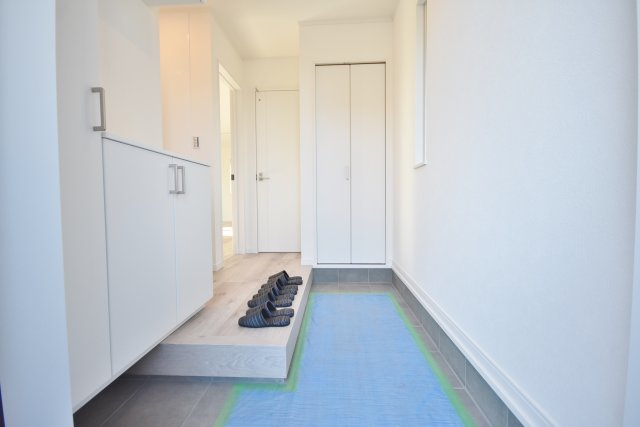 建物は狭山不動産(株)オリジナルSAN+ 高性能ZEH住宅(太陽光設置)本体29坪、坪単価53.9万円(税込)で建築可能