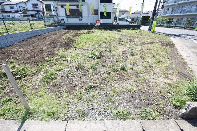 落ち着いた雰囲気の外観です